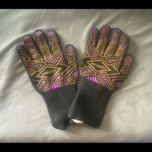 NWT-INFANZIA
Grilling gloves